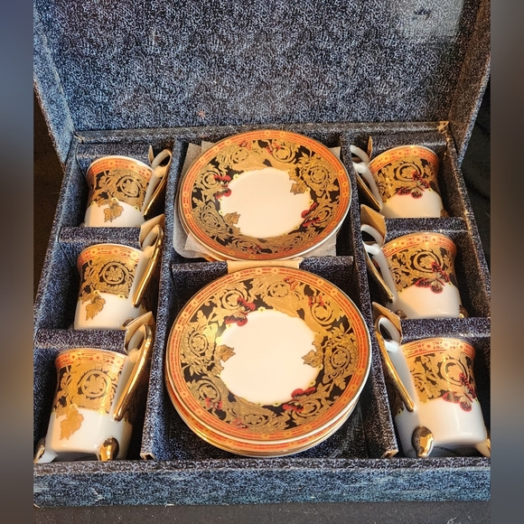 Vintage Demitasse Porcelain Tea Set Butterfly 3 Footed Gold Floral